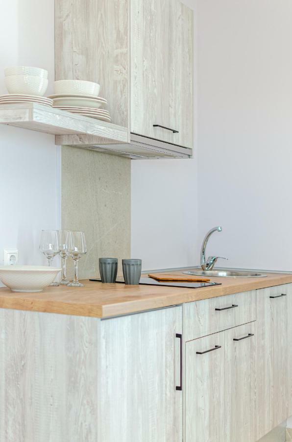 Eva Apartments Kutulufári Kültér fotó